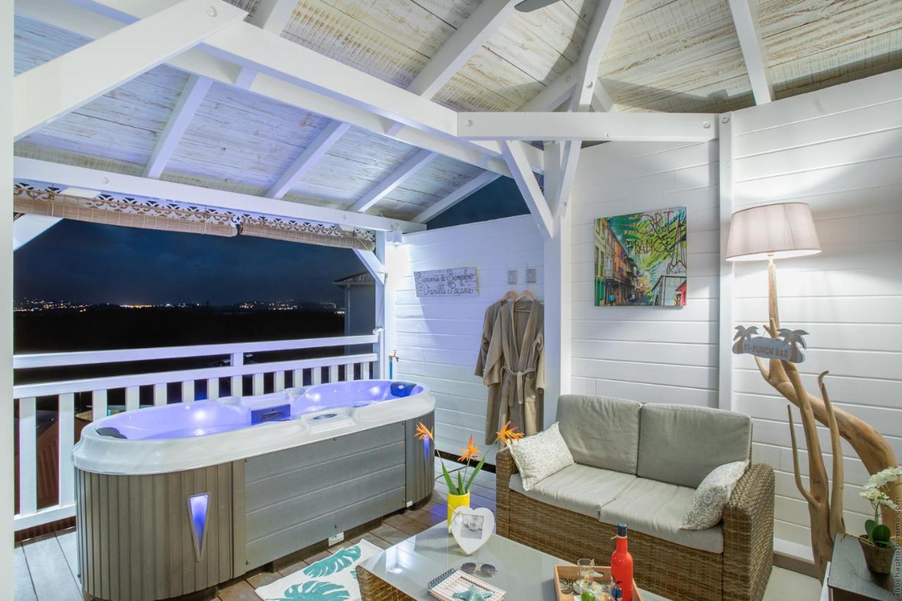 Bungalow Vanille Pacane - Vue Mer Avec Spa Prive Les Trois-Ilets Exterior photo