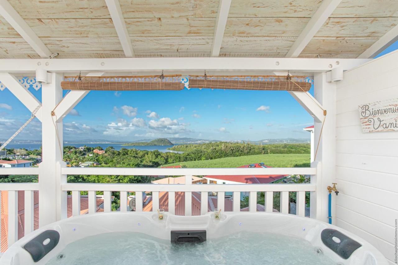 Bungalow Vanille Pacane - Vue Mer Avec Spa Prive Les Trois-Ilets Exterior photo