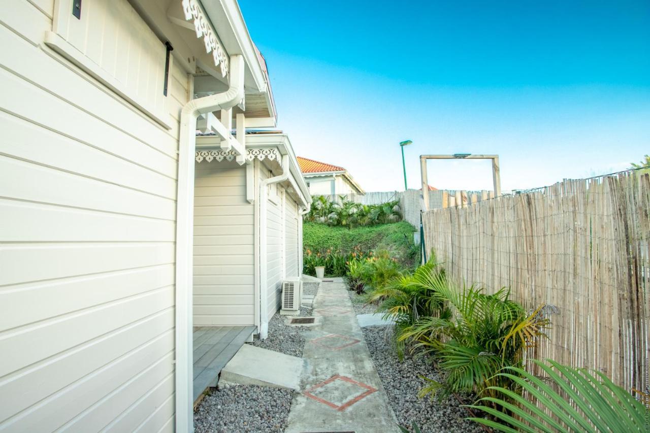 Bungalow Vanille Pacane - Vue Mer Avec Spa Prive Les Trois-Ilets Exterior photo